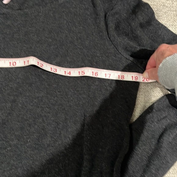 Victoria’s Secret Hooded sweatshirt, size M - Picture 5 of 6